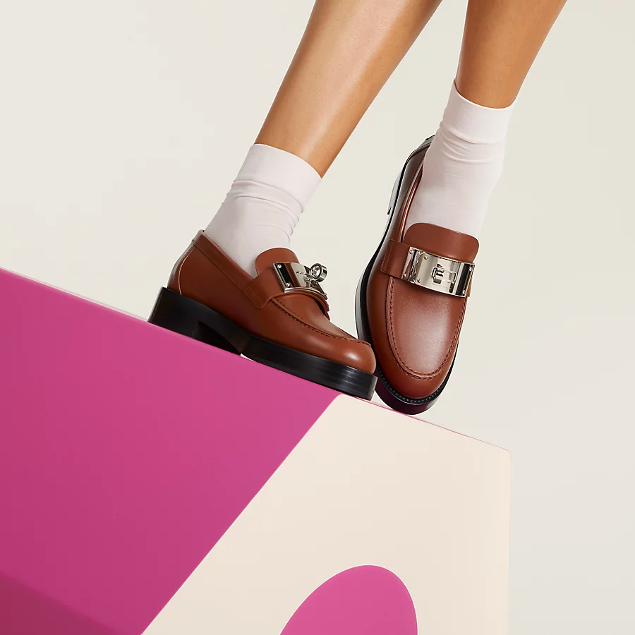 Hot loafer - Image 2